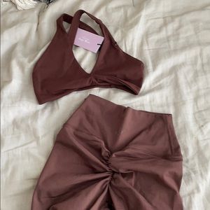CROP SHOP BOUTIQUE LEGGING AND TOP SCRUNCH SET